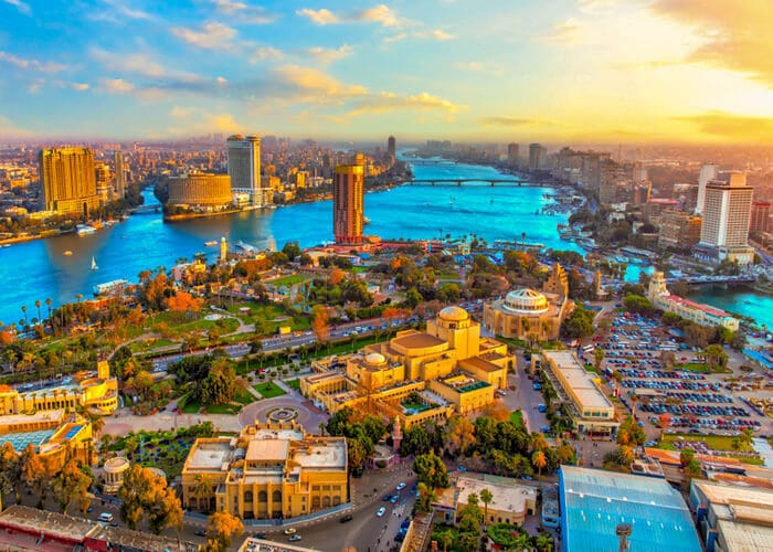 https://mdw-travel-data-us-east-1.s3.amazonaws.com/img/country/Egypt/Cairo-Tower-Borg-El-Qahira/img_02.jpg