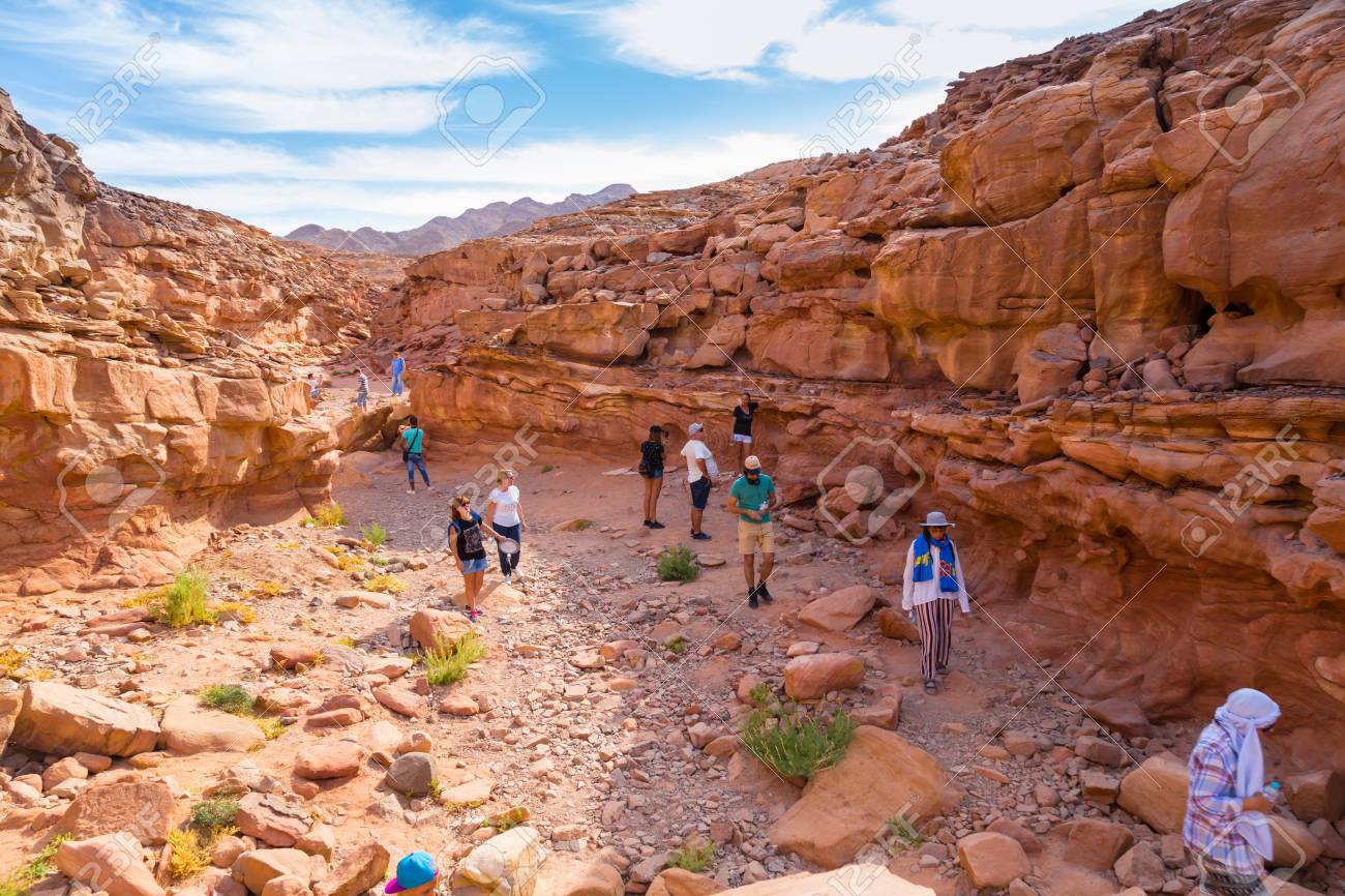 https://mdw-travel-data-us-east-1.s3.amazonaws.com/img/country/Egypt/Colored-Canyon-Jeep-Ride/img_01.jpg