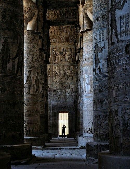 https://mdw-travel-data-us-east-1.s3.amazonaws.com/img/country/Egypt/Dendara-Necropolis/img_03.jpg