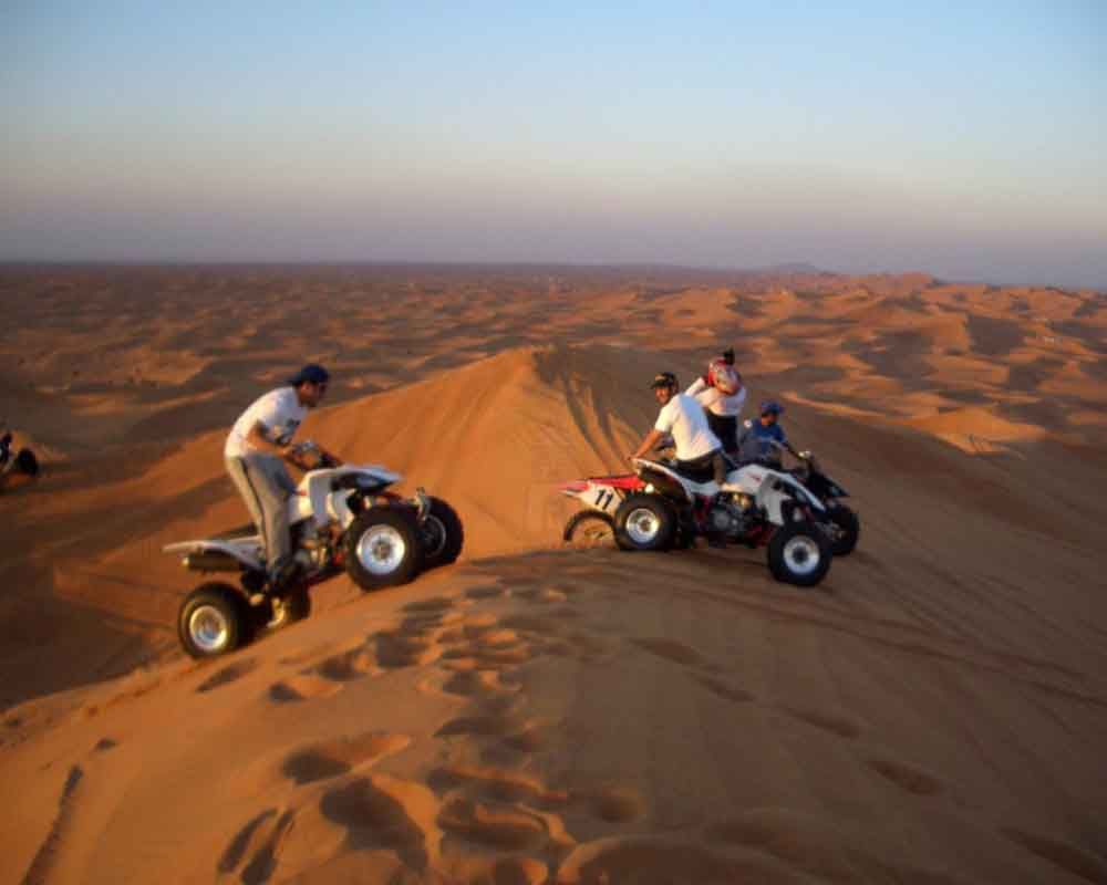 https://mdw-travel-data-us-east-1.s3.amazonaws.com/img/country/Egypt/Desert-Safari-Hurghada/img_01.jpg