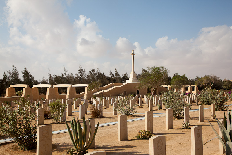 https://mdw-travel-data-us-east-1.s3.amazonaws.com/img/country/Egypt/El-Alamein-War-Cemetery/img_00.jpg