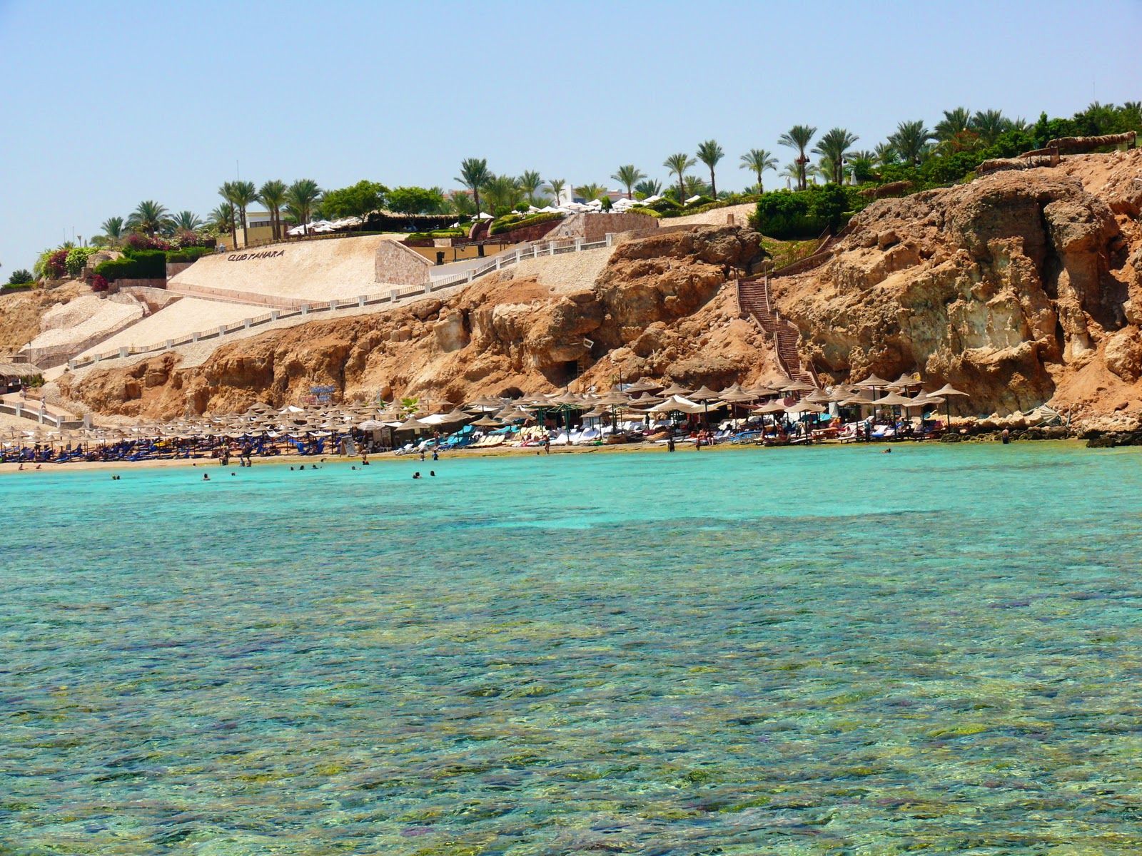 https://mdw-travel-data-us-east-1.s3.amazonaws.com/img/country/Egypt/El-Gharam-Beach/img_02.jpg