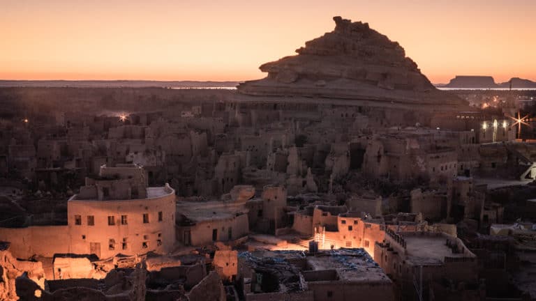 https://mdw-travel-data-us-east-1.s3.amazonaws.com/img/country/Egypt/El-Ghuwaya-Oasis/img_02.jpg