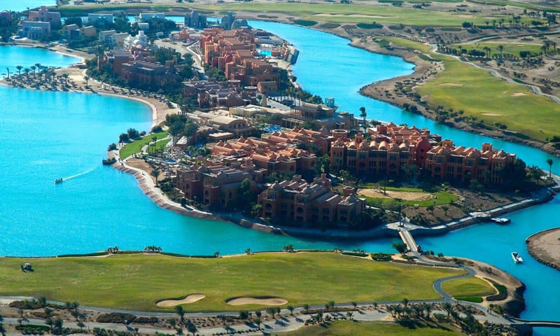 https://mdw-travel-data-us-east-1.s3.amazonaws.com/img/country/Egypt/El-Gouna-Golf-&-Fitness-Club/img_01.jpg