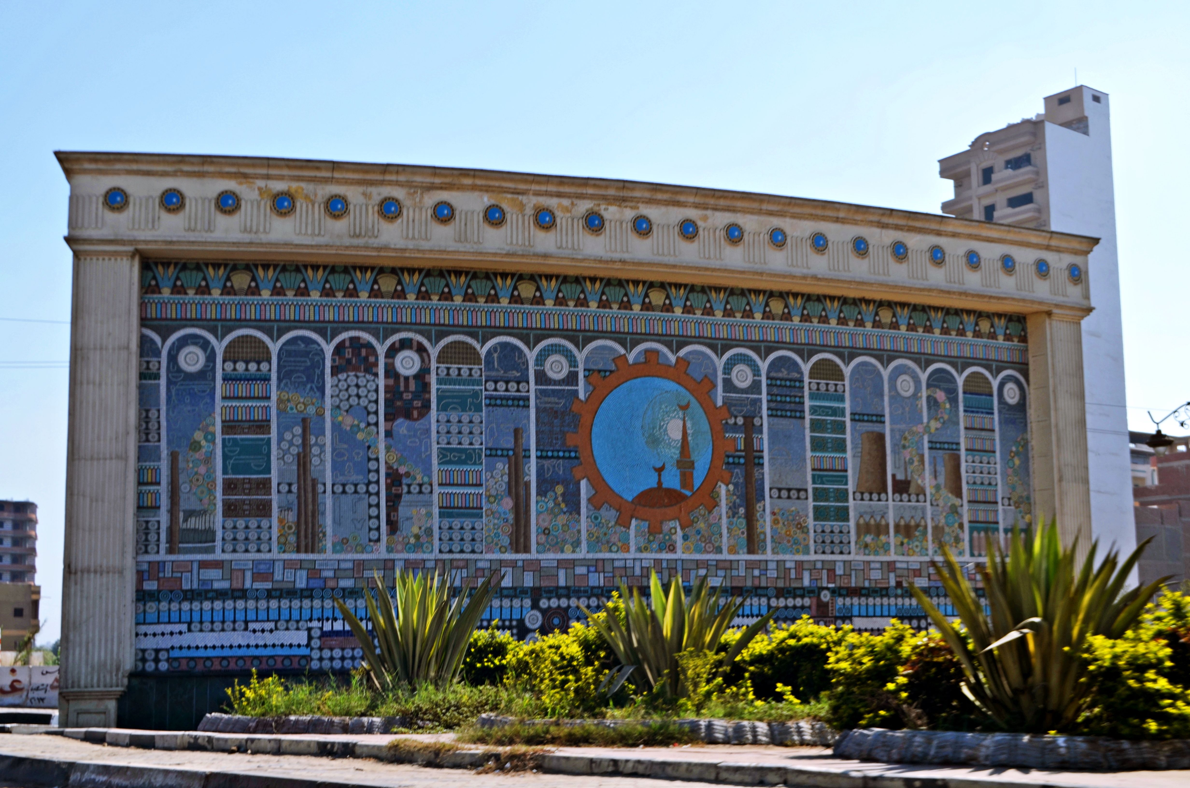 https://mdw-travel-data-us-east-1.s3.amazonaws.com/img/country/Egypt/El-Mahalla-El-Kubra-Museum/img_01.jpg