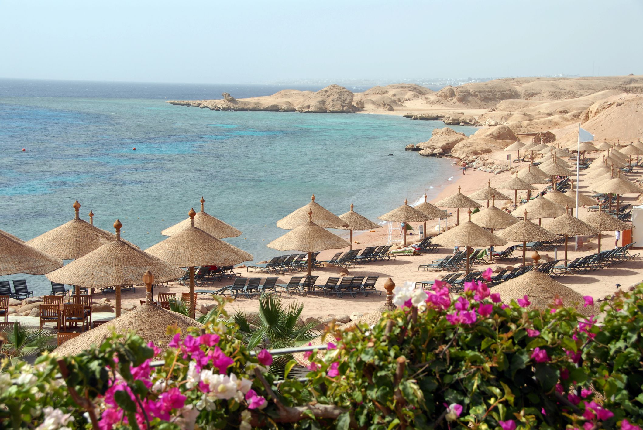 https://mdw-travel-data-us-east-1.s3.amazonaws.com/img/country/Egypt/El-Sharm-El-Sheikh/img_00.jpg