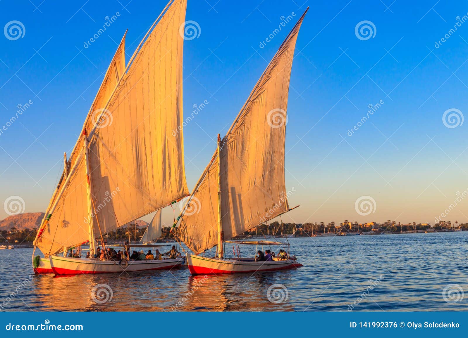 https://mdw-travel-data-us-east-1.s3.amazonaws.com/img/country/Egypt/Felucca-Sailing-on-the-Nile/img_03.jpg