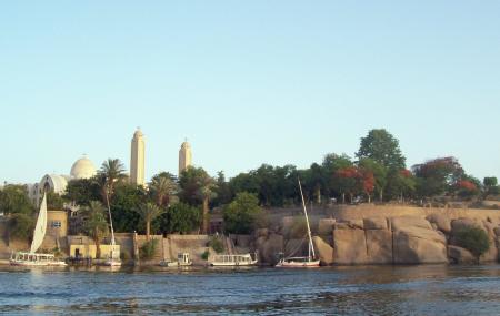 https://mdw-travel-data-us-east-1.s3.amazonaws.com/img/country/Egypt/Ferial-Gardens/img_01.jpg