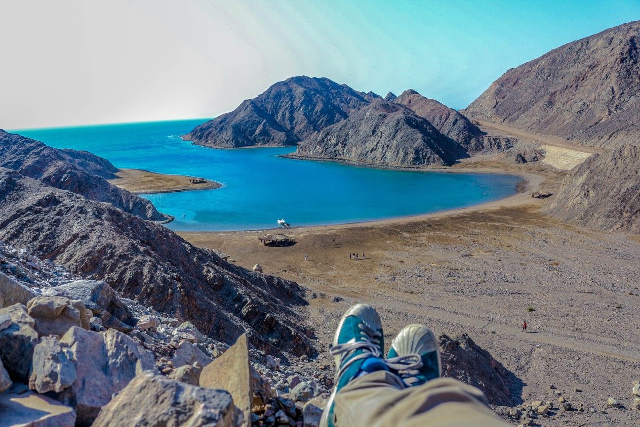 https://mdw-travel-data-us-east-1.s3.amazonaws.com/img/country/Egypt/Fjord-Bay/img_02.jpg