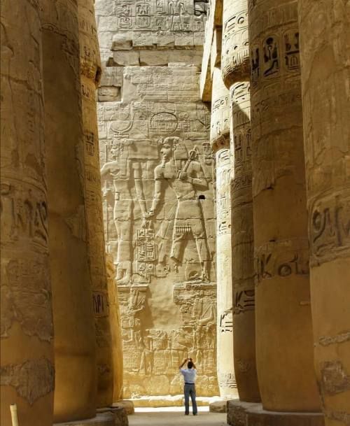 https://mdw-travel-data-us-east-1.s3.amazonaws.com/img/country/Egypt/Hypostyle-Hall-at-Karnak/img_01.jpg
