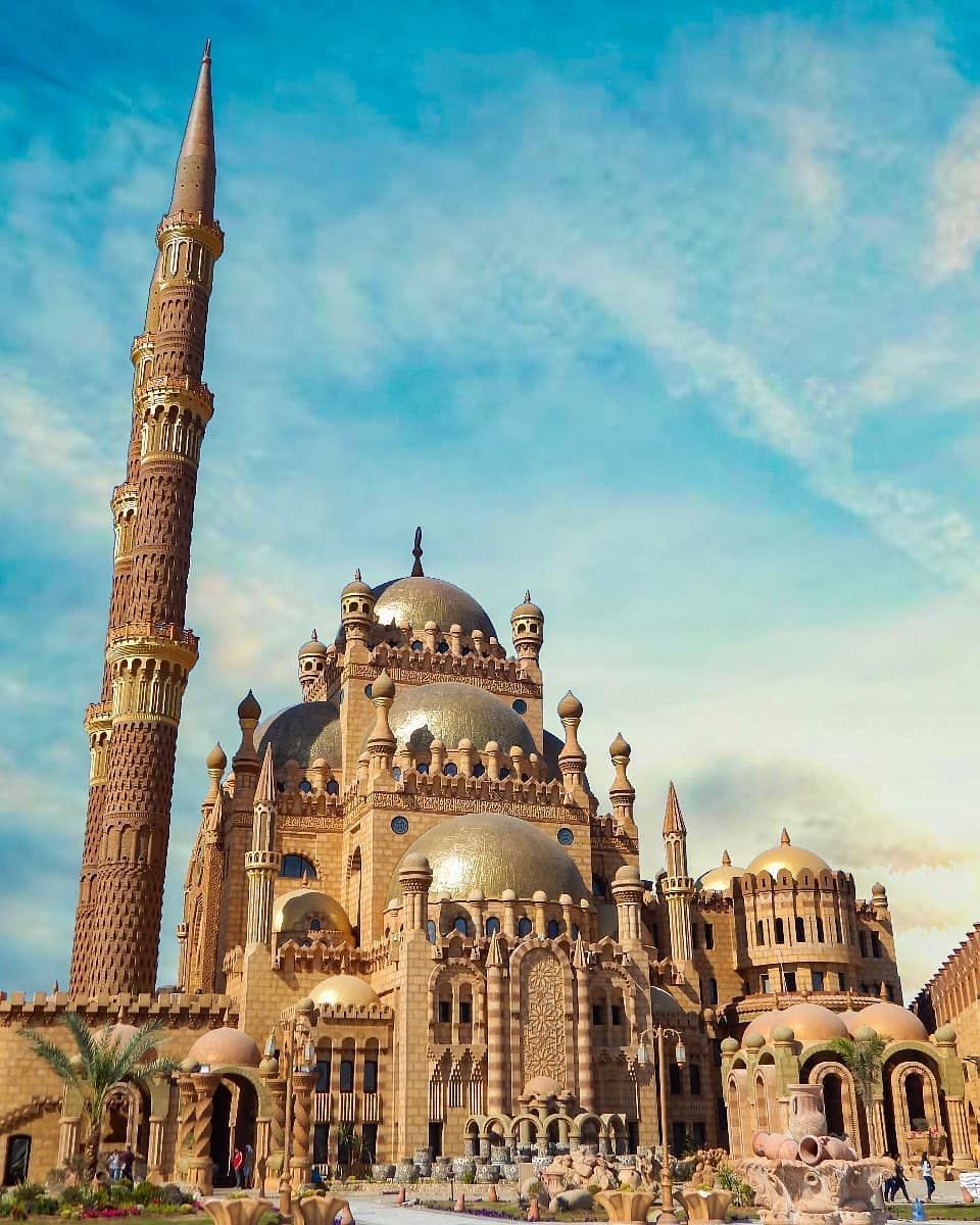 https://mdw-travel-data-us-east-1.s3.amazonaws.com/img/country/Egypt/Kafr-El-Zayyat-Mosque/img_03.jpg