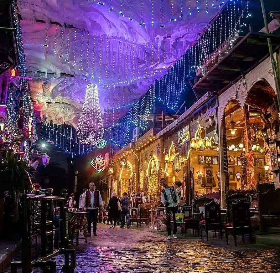 https://mdw-travel-data-us-east-1.s3.amazonaws.com/img/country/Egypt/Khan-El-Khalili/img_05.jpg