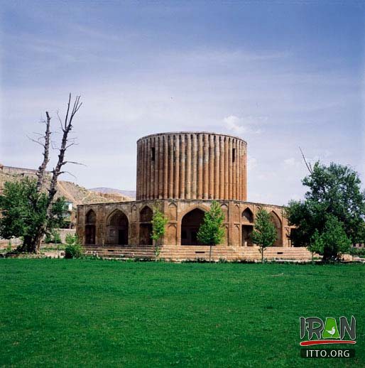 https://mdw-travel-data-us-east-1.s3.amazonaws.com/img/country/Egypt/Khorshid-Palace/img_01.jpg