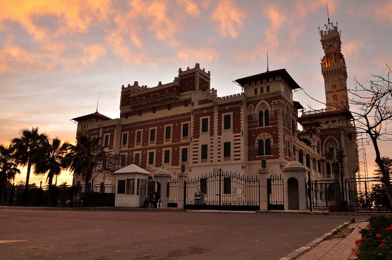 https://mdw-travel-data-us-east-1.s3.amazonaws.com/img/country/Egypt/King-Farouk-Palace/img_02.jpg
