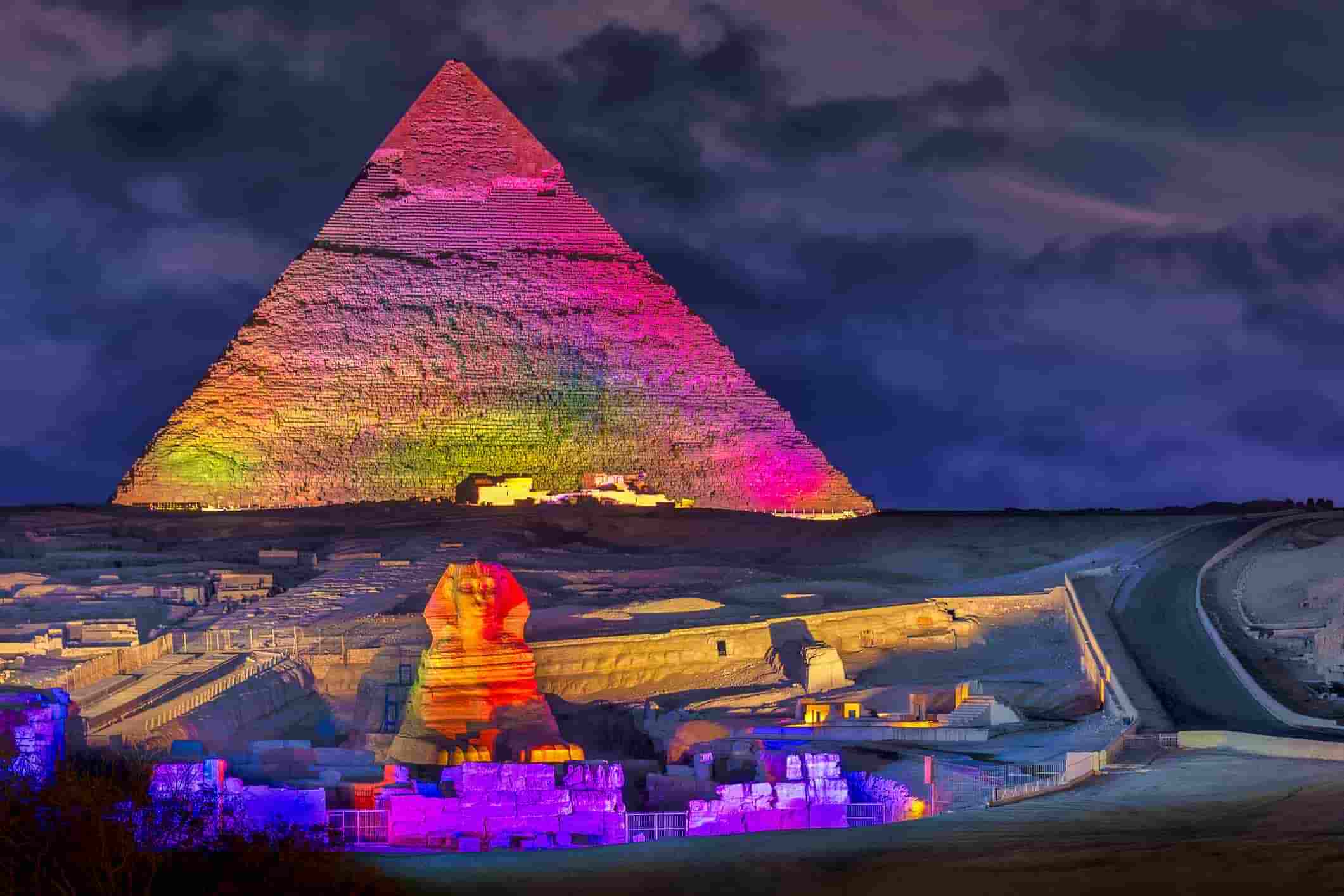 https://mdw-travel-data-us-east-1.s3.amazonaws.com/img/country/Egypt/Komron-Pyramid/img_02.jpg