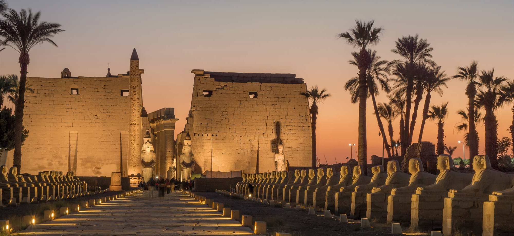 https://mdw-travel-data-us-east-1.s3.amazonaws.com/img/country/Egypt/Luxor-West-Bank-Tombs/img_03.jpg