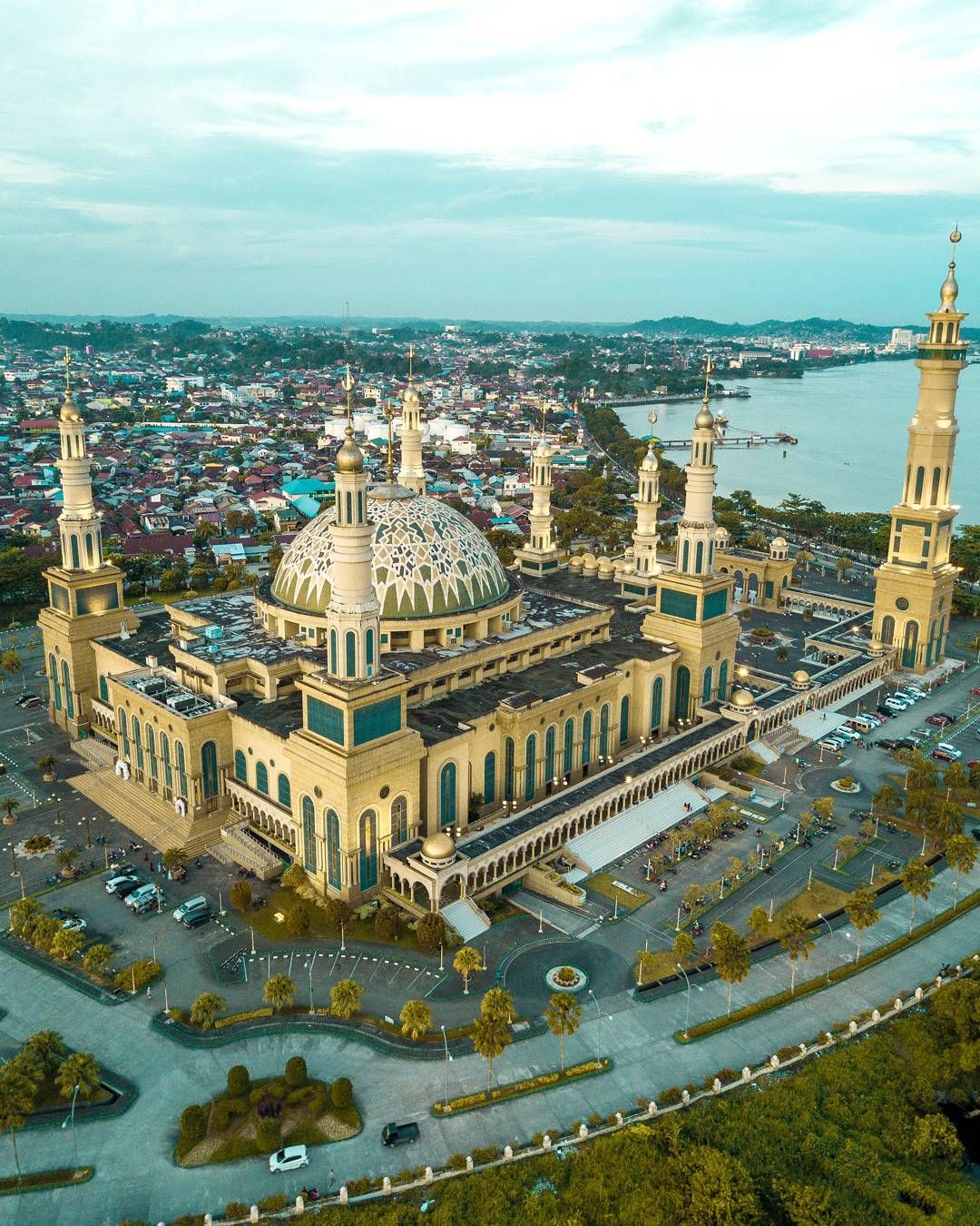 https://mdw-travel-data-us-east-1.s3.amazonaws.com/img/country/Egypt/Masjid-Global-Islamic-Centre/img_01.jpg