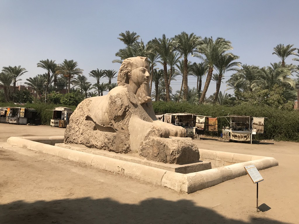 https://mdw-travel-data-us-east-1.s3.amazonaws.com/img/country/Egypt/Memphis--Mit-Rahina-/img_03.jpg