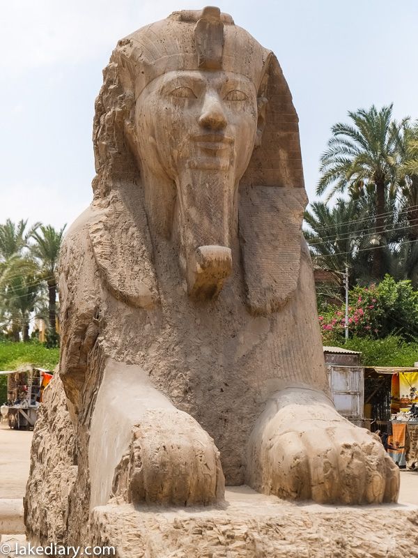 https://mdw-travel-data-us-east-1.s3.amazonaws.com/img/country/Egypt/Memphis/img_02.jpg