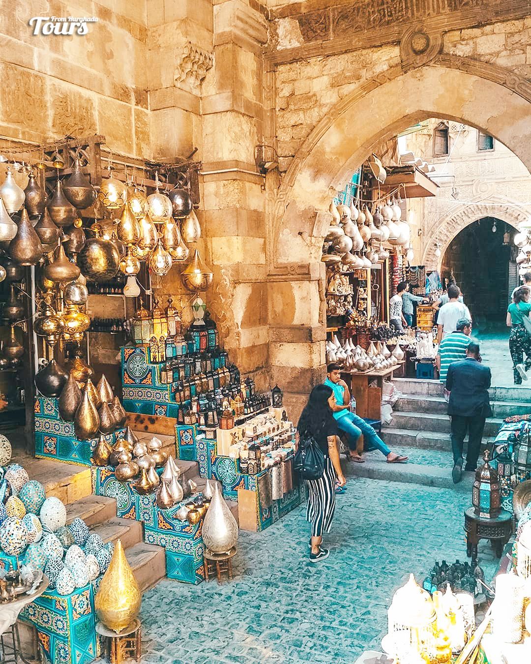 https://mdw-travel-data-us-east-1.s3.amazonaws.com/img/country/Egypt/Memphis/img_05.jpg