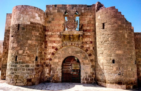 https://mdw-travel-data-us-east-1.s3.amazonaws.com/img/country/Egypt/Mit-Akaba-Archeology-Museum/img_00.jpg