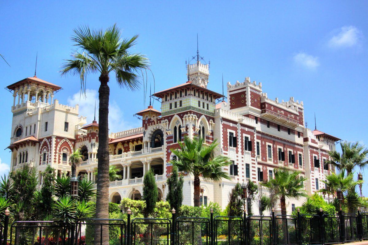 https://mdw-travel-data-us-east-1.s3.amazonaws.com/img/country/Egypt/Montazah-Gardens/img_02.jpg