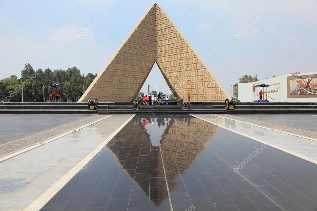 https://mdw-travel-data-us-east-1.s3.amazonaws.com/img/country/Egypt/Monument-to-the-Unknown-Soldier/img_03.jpg