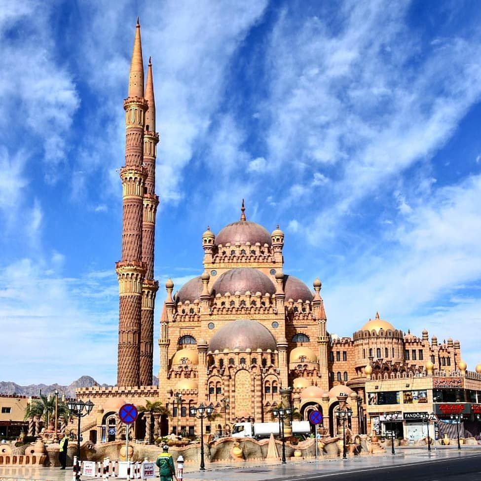https://mdw-travel-data-us-east-1.s3.amazonaws.com/img/country/Egypt/Mosque-of-Shaykh-Mustafa-al-Bakri/img_01.jpg