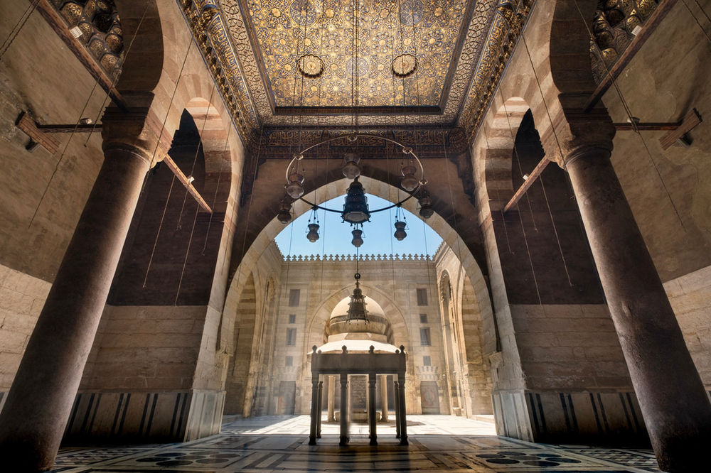 https://mdw-travel-data-us-east-1.s3.amazonaws.com/img/country/Egypt/Mosque-of-Shaykh-Mustafa-al-Bakri/img_02.jpg
