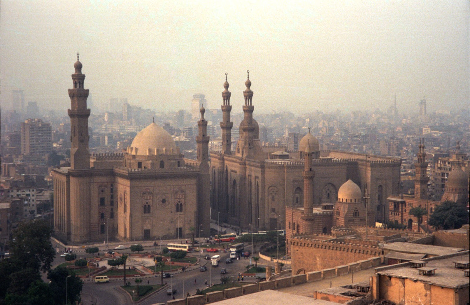 https://mdw-travel-data-us-east-1.s3.amazonaws.com/img/country/Egypt/Mosque-of-Shaykh-Mustafa-al-Bakri/img_03.jpg