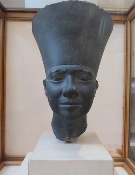 https://mdw-travel-data-us-east-1.s3.amazonaws.com/img/country/Egypt/Nag-Hammadi-Archaelogical-Museum/img_02.jpg