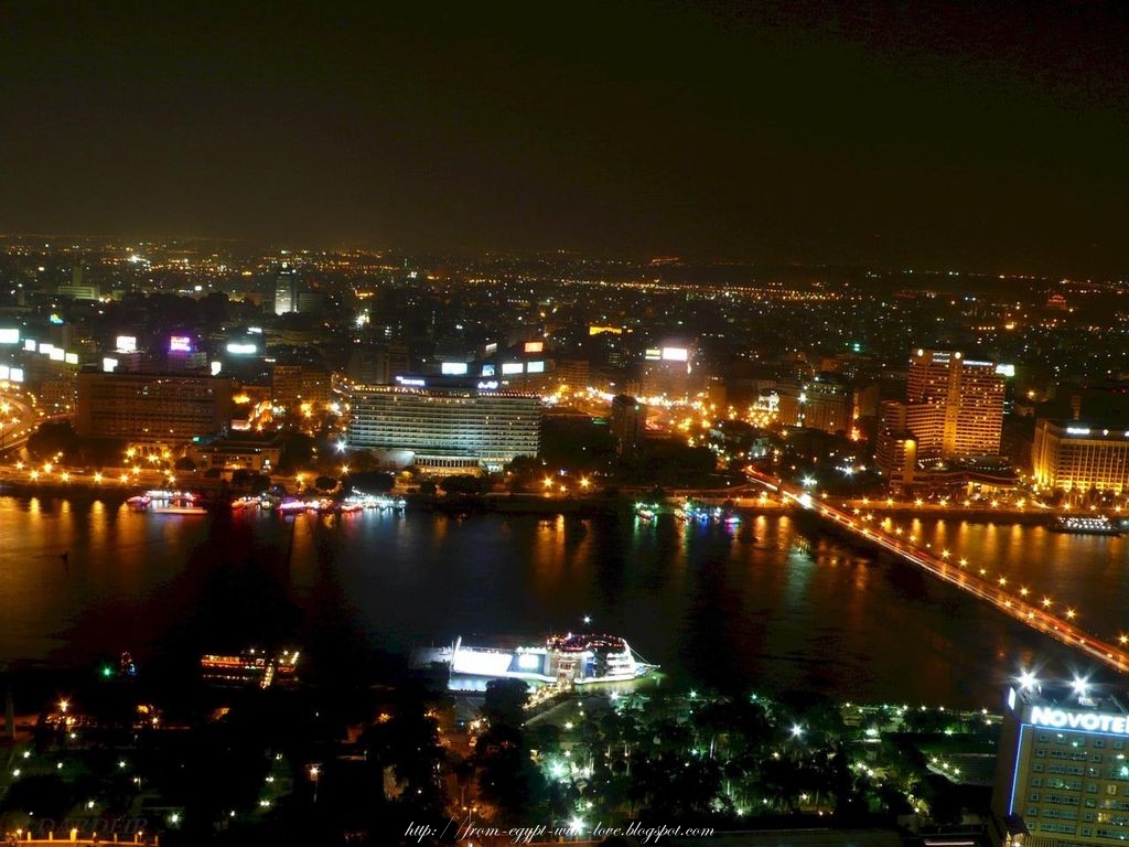 https://mdw-travel-data-us-east-1.s3.amazonaws.com/img/country/Egypt/Nile-Corniche/img_03.jpg