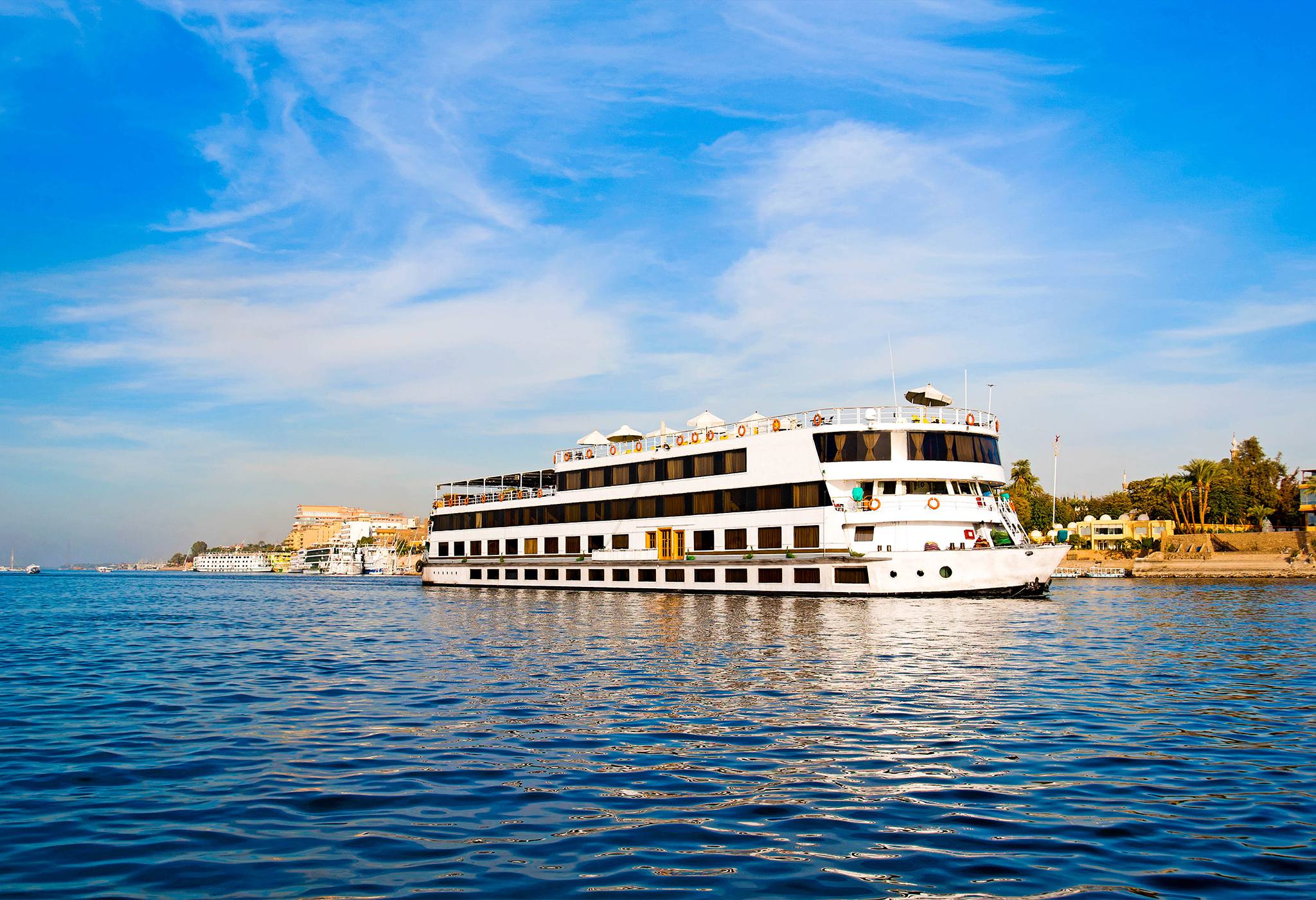 https://mdw-travel-data-us-east-1.s3.amazonaws.com/img/country/Egypt/Nile-Cruise/img_00.jpg