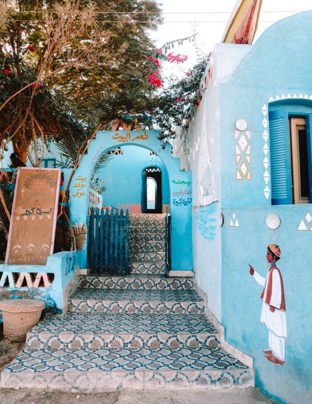 https://mdw-travel-data-us-east-1.s3.amazonaws.com/img/country/Egypt/Nubian-Village/img_03.jpg