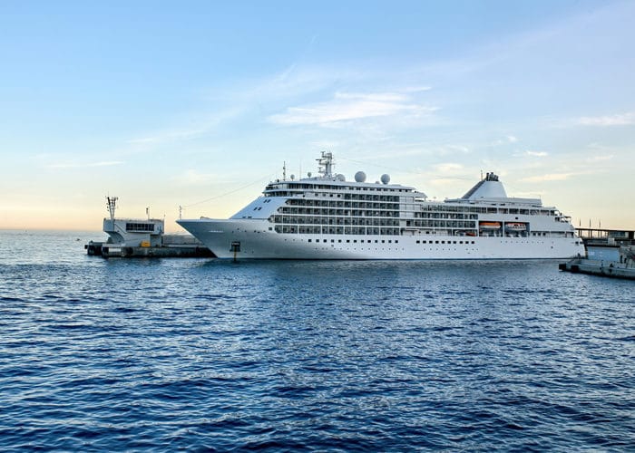 https://mdw-travel-data-us-east-1.s3.amazonaws.com/img/country/Egypt/Port-Said-Yacht-Basin/img_01.jpg