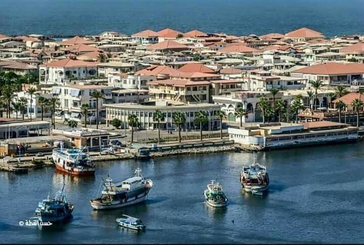 https://mdw-travel-data-us-east-1.s3.amazonaws.com/img/country/Egypt/Ras-El-Bar-Beach/img_01.jpg