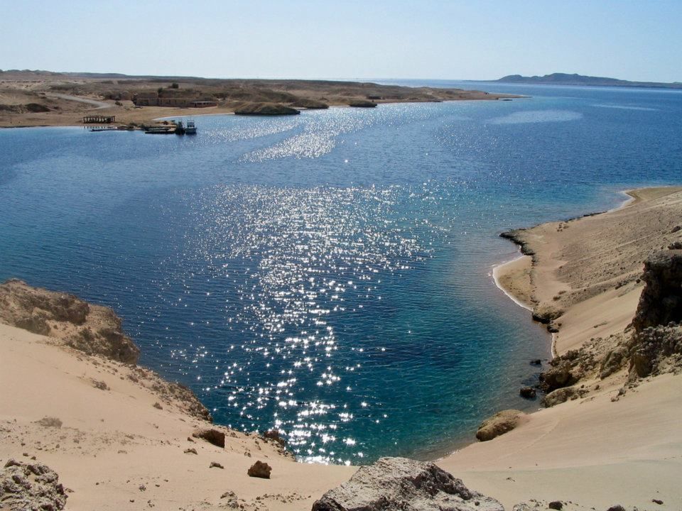 https://mdw-travel-data-us-east-1.s3.amazonaws.com/img/country/Egypt/Ras-Mohammed-National-Park/img_01.jpg