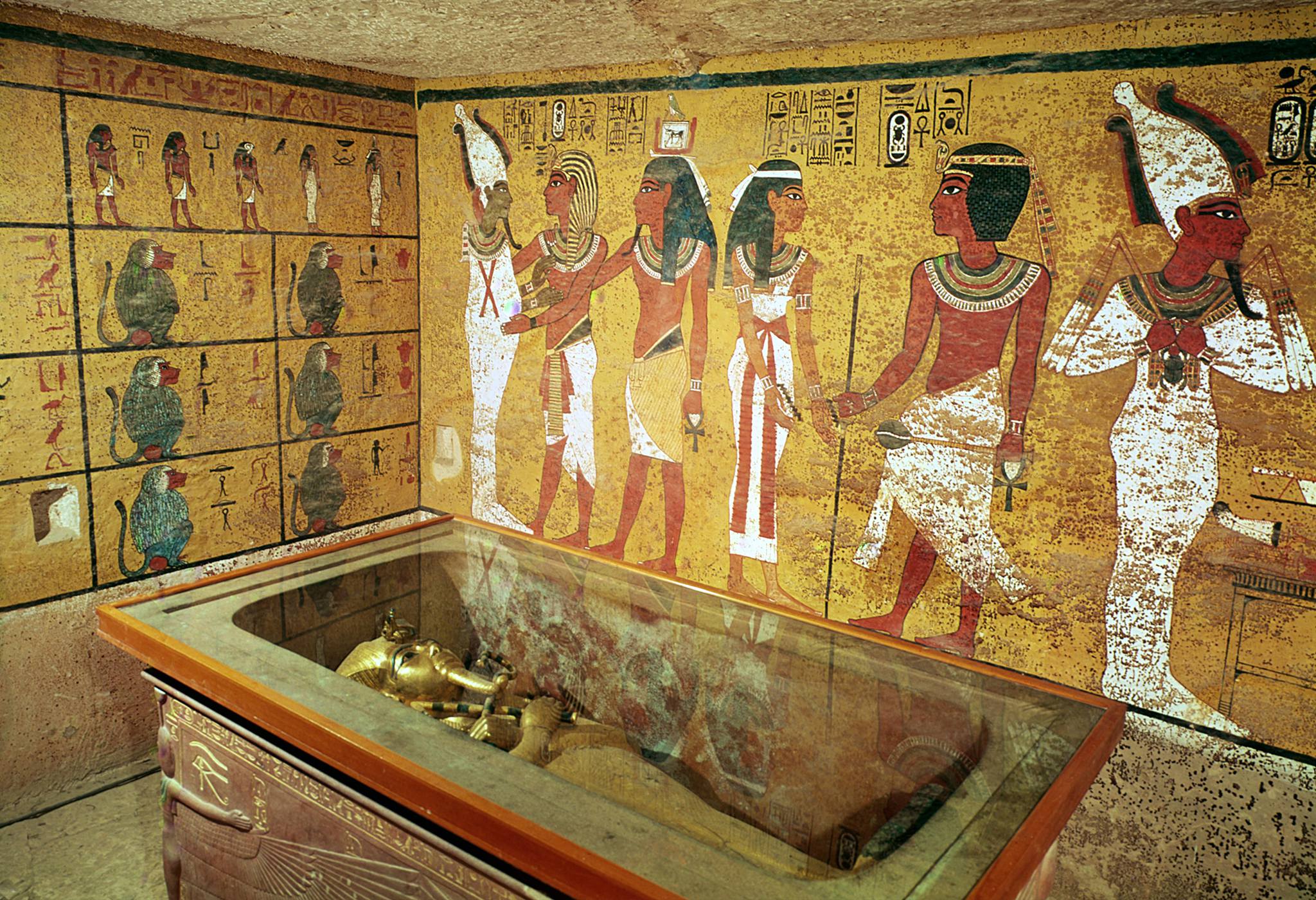 https://mdw-travel-data-us-east-1.s3.amazonaws.com/img/country/Egypt/Sidi-Hresis-Tomb/img_01.jpg