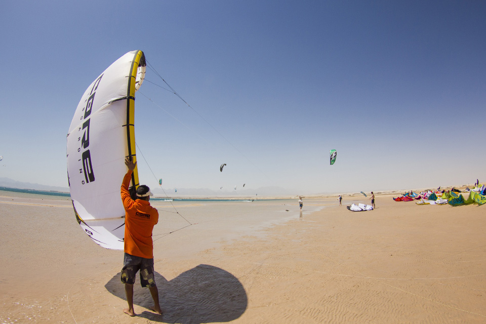 https://mdw-travel-data-us-east-1.s3.amazonaws.com/img/country/Egypt/Soma-Bay-Kite-House/img_01.jpg