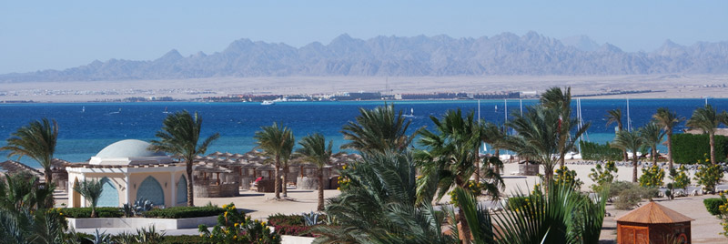 https://mdw-travel-data-us-east-1.s3.amazonaws.com/img/country/Egypt/Soma-Bay/img_02.jpg