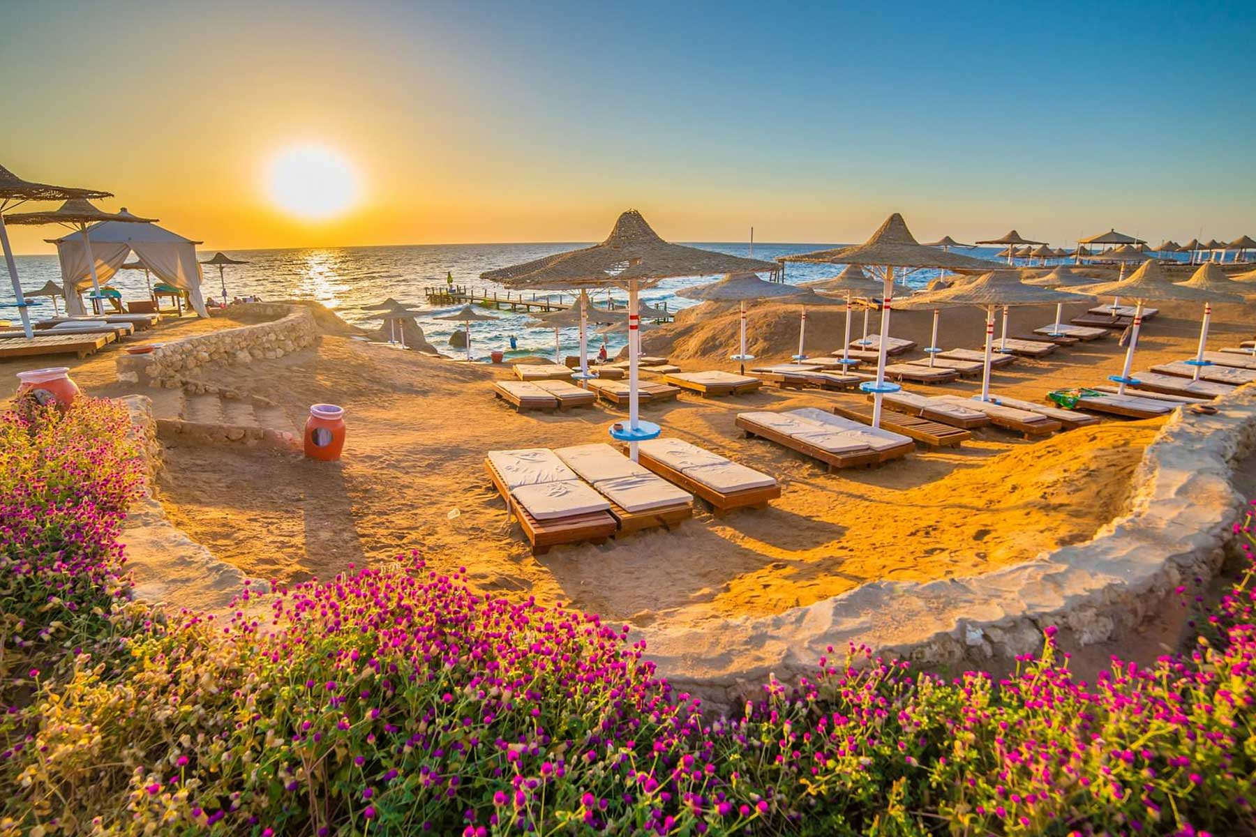 https://mdw-travel-data-us-east-1.s3.amazonaws.com/img/country/Egypt/Space-Sharm/img_02.jpg