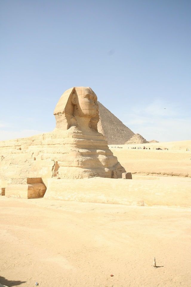 https://mdw-travel-data-us-east-1.s3.amazonaws.com/img/country/Egypt/Sphinx/img_00.jpg