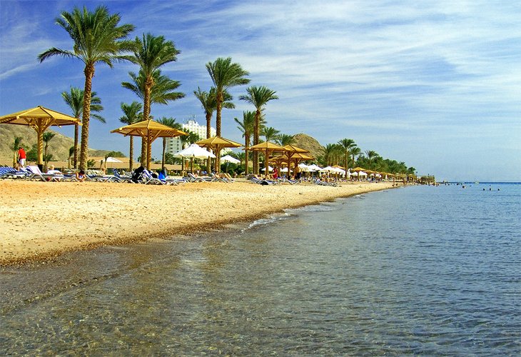 https://mdw-travel-data-us-east-1.s3.amazonaws.com/img/country/Egypt/Taba-Beach/img_02.jpg