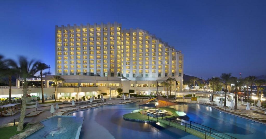 https://mdw-travel-data-us-east-1.s3.amazonaws.com/img/country/Egypt/Taba-Hilton-Hotel/img_02.jpg