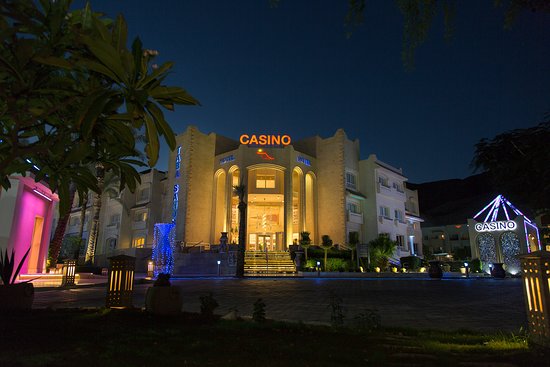 https://mdw-travel-data-us-east-1.s3.amazonaws.com/img/country/Egypt/Taba-Sands-Hotel-&-Casino/img_02.jpg