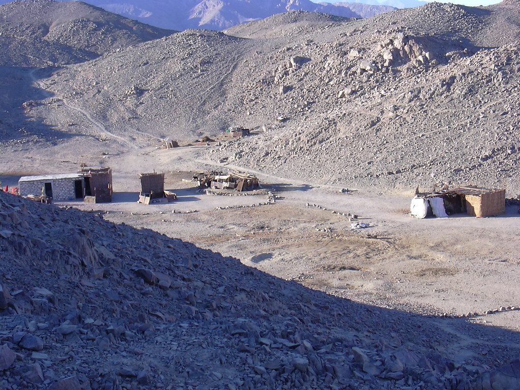 https://mdw-travel-data-us-east-1.s3.amazonaws.com/img/country/Egypt/Tarabeen-Bedouin-Village/img_03.jpg