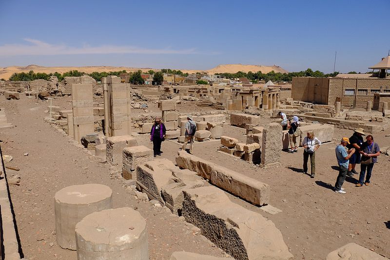 https://mdw-travel-data-us-east-1.s3.amazonaws.com/img/country/Egypt/Temple-of-Khnum/img_01.jpg