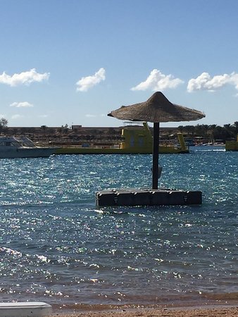 https://mdw-travel-data-us-east-1.s3.amazonaws.com/img/country/Egypt/Terrazzina-Beach/img_03.jpg