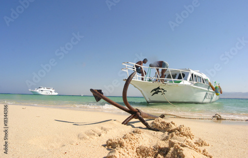 https://mdw-travel-data-us-east-1.s3.amazonaws.com/img/country/Egypt/Tobia-Island/img_02.jpg