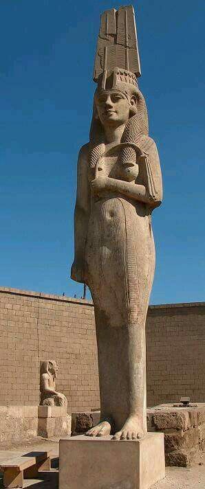 https://mdw-travel-data-us-east-1.s3.amazonaws.com/img/country/Egypt/Tomb-of-Meritamen/img_03.jpg